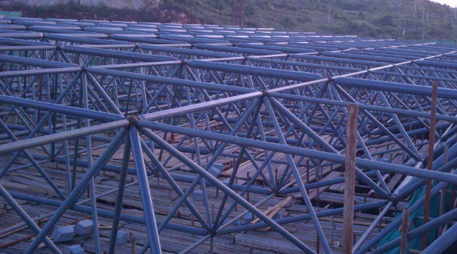 香港概述网架加工中对钢材的质量的过细恳求